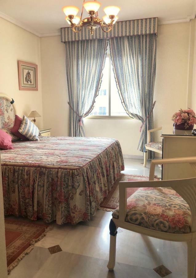 Riyadh House Marbella Διαμέρισμα Εξωτερικό φωτογραφία