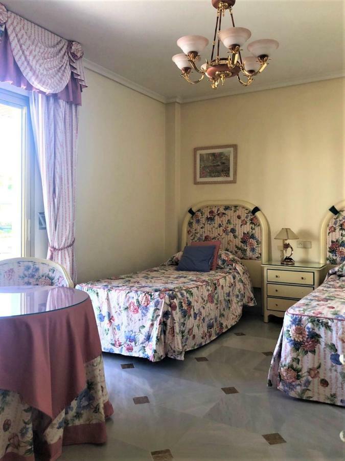 Riyadh House Marbella Διαμέρισμα Εξωτερικό φωτογραφία